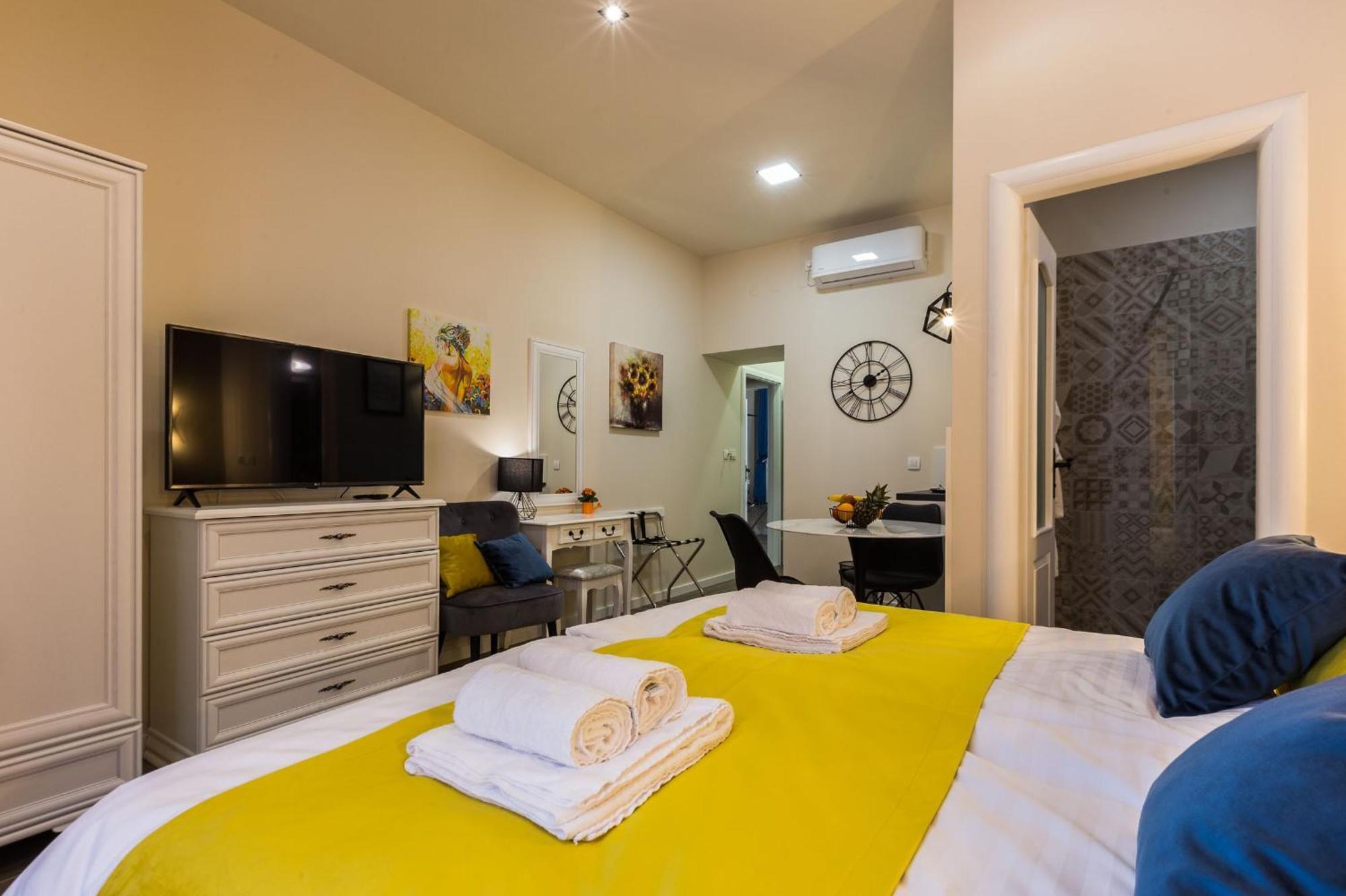Angie Central Rooms 扎达尔 客房 照片